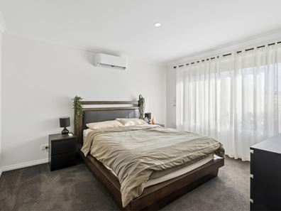 8 Tickner Parade, Ellenbrook WA 6069