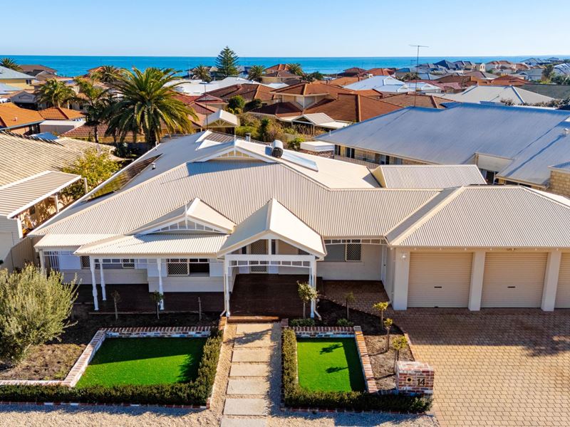 14 Leveque Loop, San Remo WA 6210