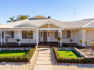 14 Leveque Loop, San Remo WA 6210
