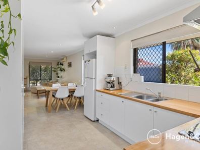 1/186 Grand Promenade, Doubleview WA 6018