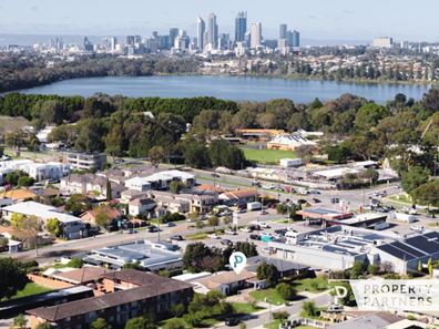 17 Heard Way, Glendalough WA 6016