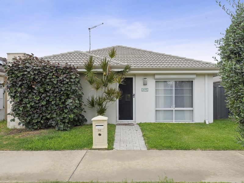 34 Bottlenose Circuit, Waikiki WA 6169