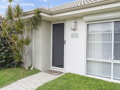 34 Bottlenose Circuit, Waikiki WA 6169