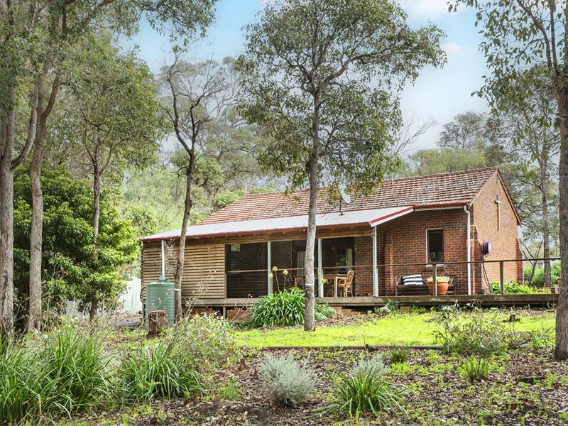 24 Brockman Highway, Karridale