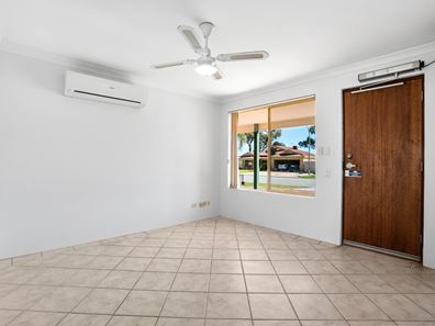 6 Sunningdale Circle, Cooloongup WA 6168