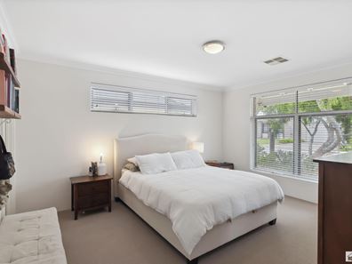 24 Covenham Crescent, Aveley WA 6069