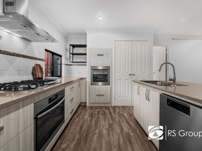 4 Sandstone Promenade, Harrisdale WA 6112