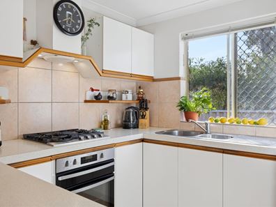 3/17 Cornelian Street, Scarborough WA 6019