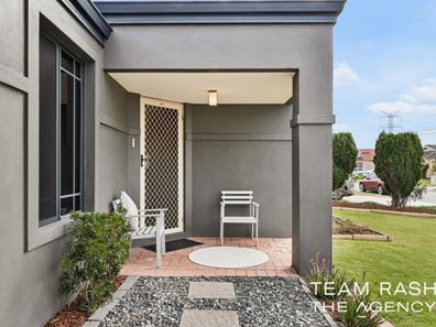 5 Portland Mews, Bennett Springs WA 6063