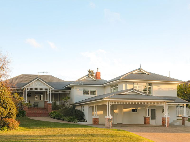 13 Elimatta Way, City Beach