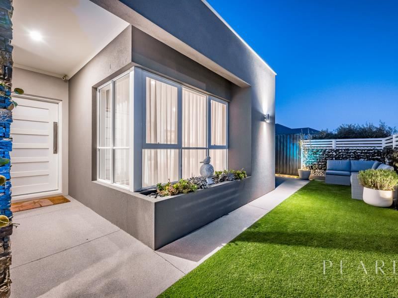 22 Vitrinella Avenue, Jindalee WA 6036