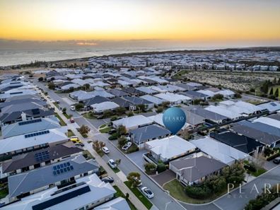 22 Vitrinella Avenue, Jindalee WA 6036