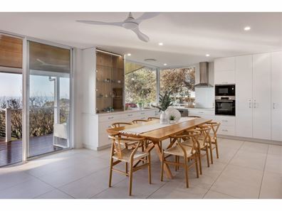 10 Otranto Close, Eagle Bay WA 6281