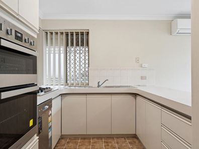 39 Moulden Avenue, Yokine WA 6060