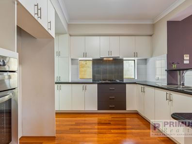 11 Kemp Road, Mount Pleasant WA 6153