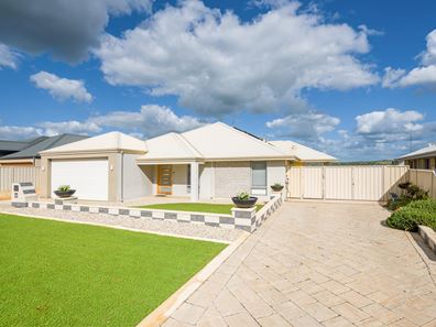 17 Golf Crescent, Northam WA 6401