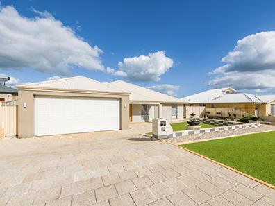 17 Golf Crescent, Northam WA 6401
