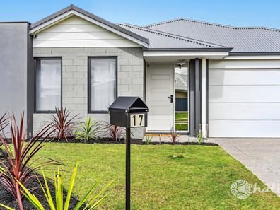 17 Woodbridge Circuit, Meadow Springs WA 6210