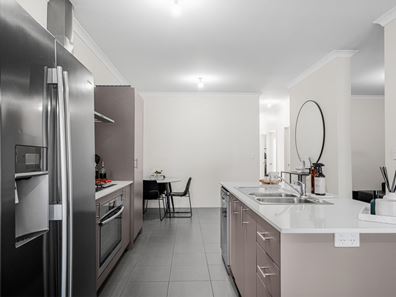 261 Millhouse Road, Aveley WA 6069