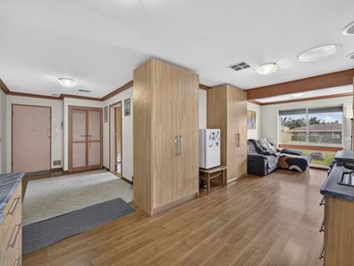 4 Palamuna Court, Hillman WA 6168
