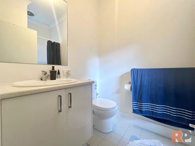 52 Whimbrel Crescent, Coodanup WA 6210