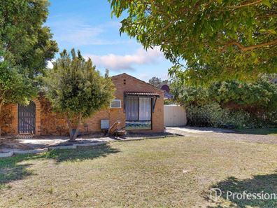34 Wilcannia Way, Armadale WA 6112