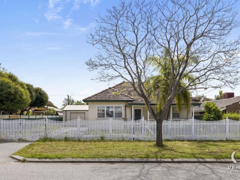 49 Laurie Street, Cloverdale WA 6105