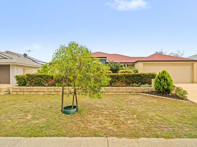 13 Malata Ridge, Lakelands WA 6180