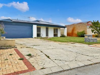 5 Peace Court, Maddington WA 6109