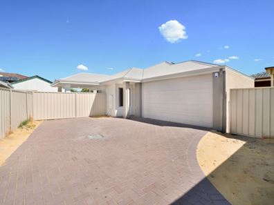 21B Burnley Street, Thornlie WA 6108