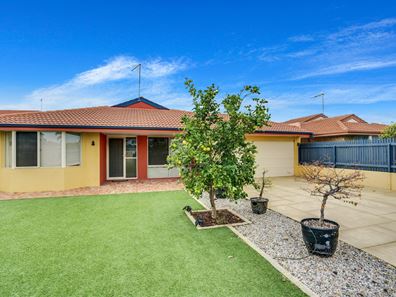 2/10 Donnelly Gardens, Dudley Park WA 6210