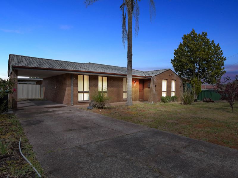 37 Elouera Street, Collie WA 6225