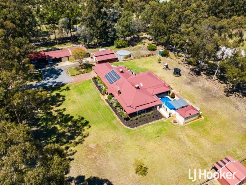 16 Cunningham Drive, Oakford WA 6121