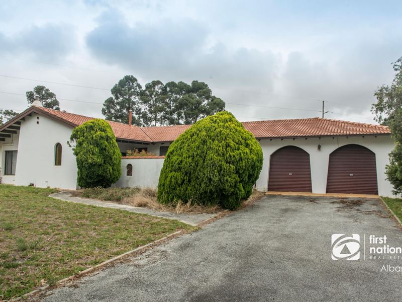 36058 Albany Highway, Mckail