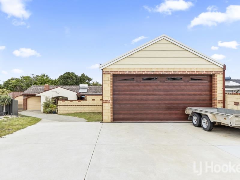 14 Hutt Court, Two Rocks WA 6037