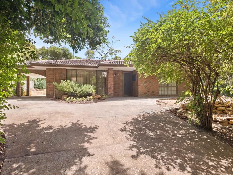 12 Wheelwright Road, Lesmurdie