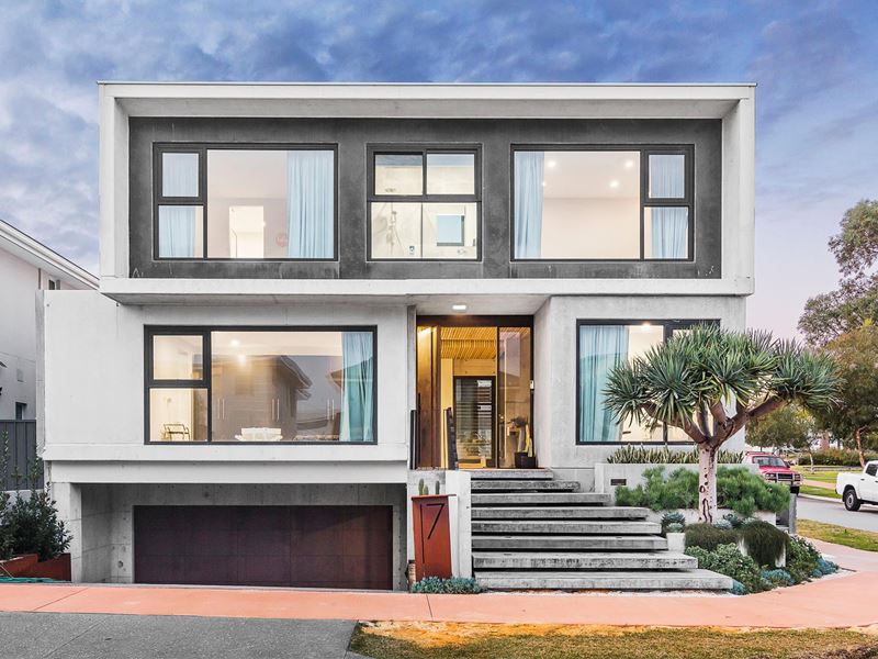 17 Biara Gardens, Mount Claremont