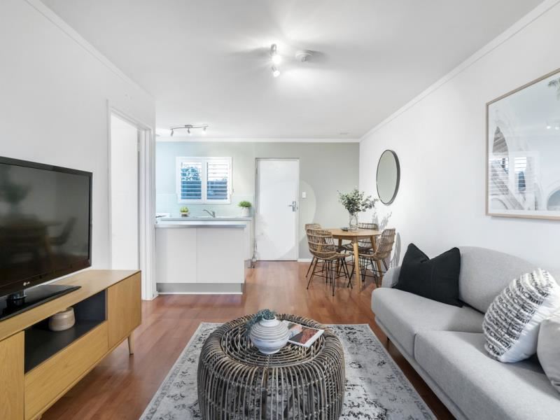 38/11 Stirling Road, Claremont