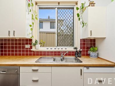 240 Ravenscar Street, Doubleview WA 6018