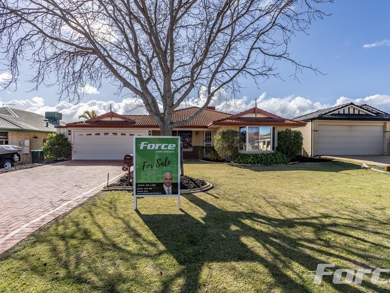 9 Dunrobin Lane, Carramar WA 6031