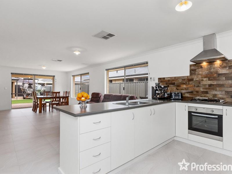 11 Cornwall Lane, Baldivis WA 6171