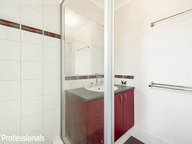 42 Araucaria Boulevard, Byford WA 6122