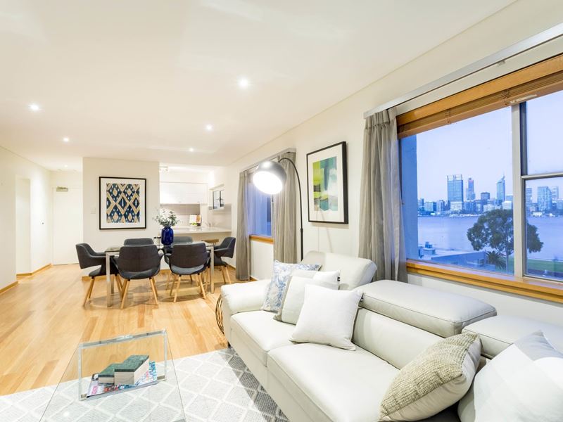 2E/9 Parker Street, South Perth