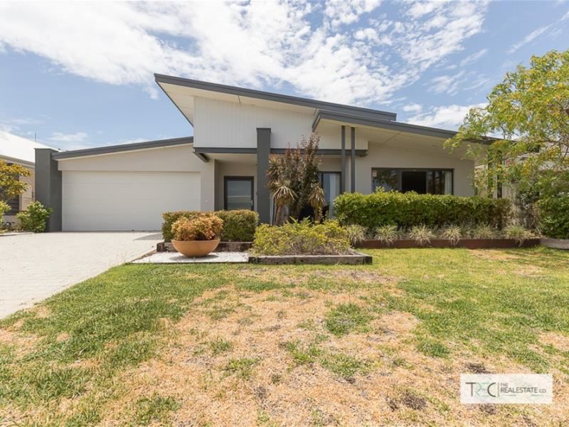 55 Calooli Grove, Golden Bay