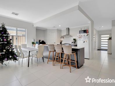 11 Arranger Way, Southern River WA 6110