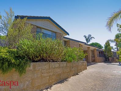 3/15 Moore Gardens, Kardinya WA 6163