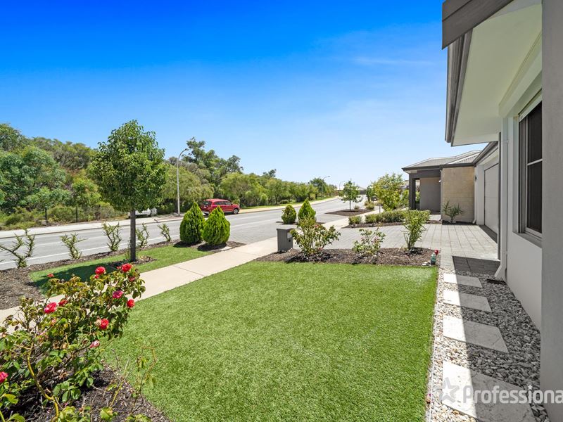 18 Holdsworth Avenue, Aveley WA 6069