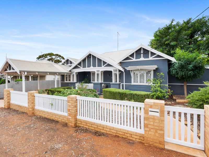 64 Lyall Street, Lamington