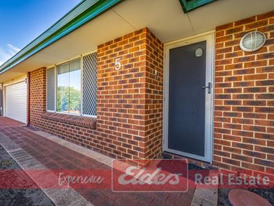 5 Mary Blair Way, Warnbro WA 6169