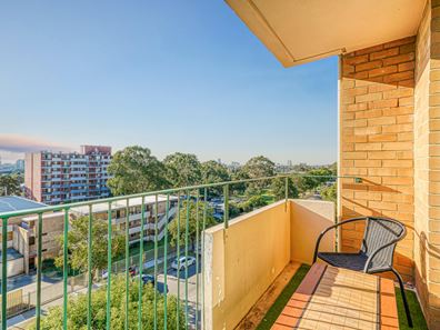 32/80 King George Street, Victoria Park WA 6100